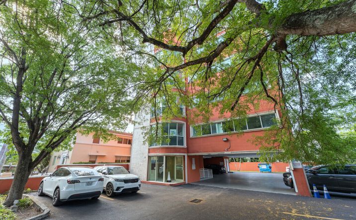 Pictures of Office property located at 1378 Coral Wy, Miami, FL 33145 for lease - image #1