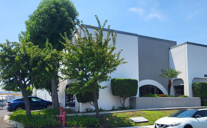 Pictures of Industrial property located at 2550 W 237th St, Torrance, CA 90505 for lease - image #1