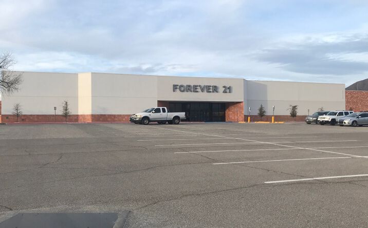 Pictures of Retail, Office property located at 750 Sunland Park Dr, El Paso, TX 79912 for lease - image #1