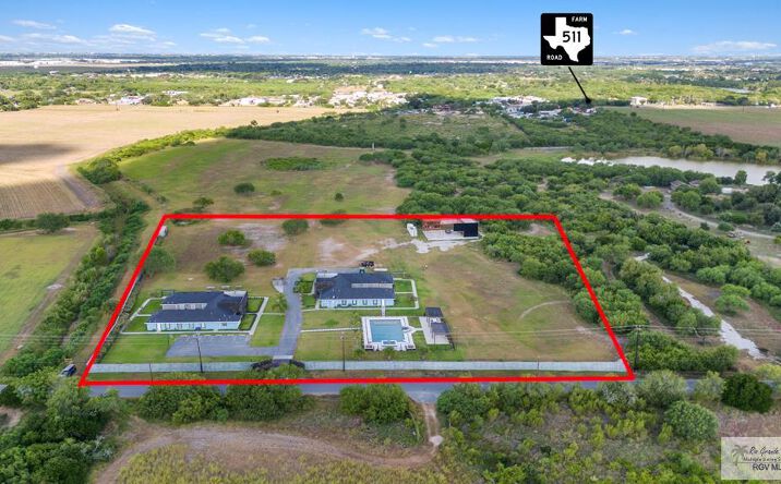 Pictures of Land property located at 715 N Medford Avenue, Brownsville, TX 78521 for lease - image #1