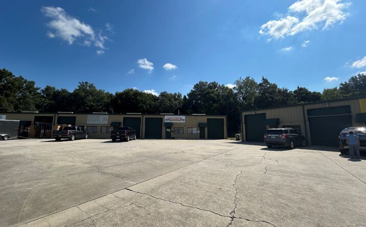 Pictures of Industrial property located at 5919 SE 68th St, Ocala, FL 34472 for lease - image #1