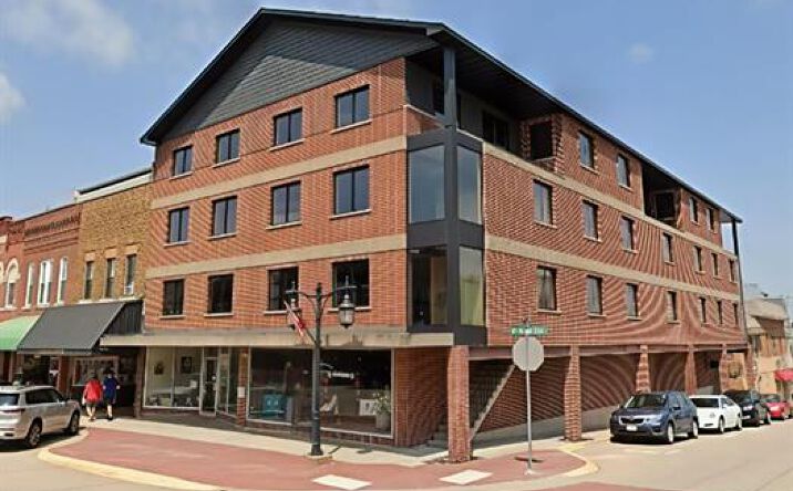 Pictures of Office, Special Purpose property located at 248 1st Ave E, Dyersville, IA 52040 for lease - image #1