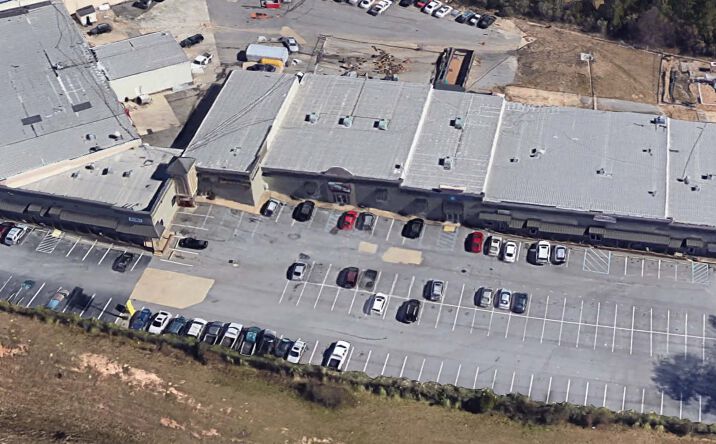 Pictures of Retail property located at 5870 Veterans Pkwy, Columbus, GA 31909 for lease - image #1