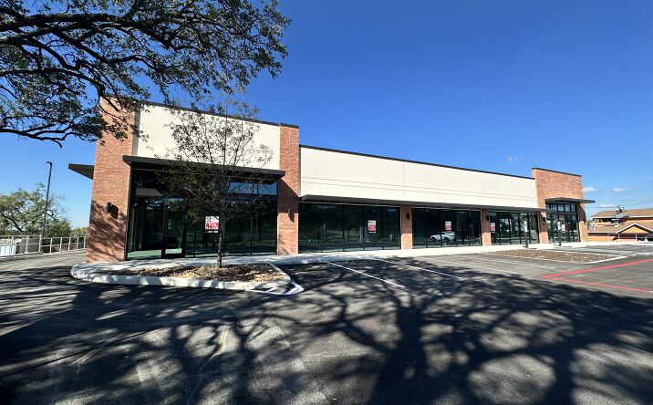 Pictures of Retail property located at 6540 Babcock Rd, San Antonio, TX 78249 for lease - image #1