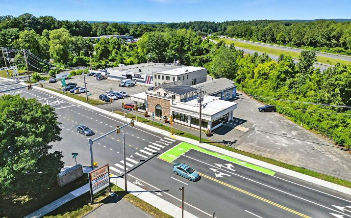 Pictures of Retail, Office, Industrial property located at 48 Damon Rd, Northampton, MA 01060 for lease - image #1