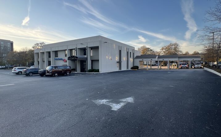 Pictures of Office property located at 402 Washington St SE, Gainesville, GA 30501 for lease - image #1
