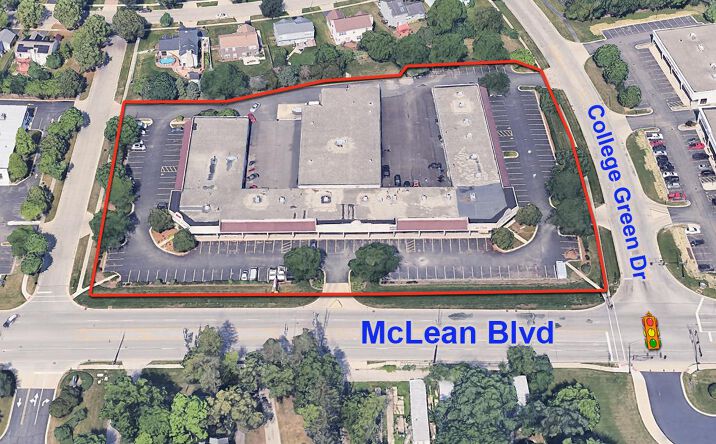 Pictures of Retail property located at 800-826 S McLean Blvd, Elgin, IL 60123 for lease - image #1