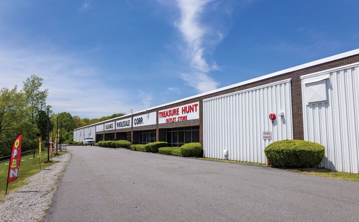 Pictures of Retail, Industrial property located at 209 W Clay Ave, West Hazleton, PA 18202 for lease - image #1