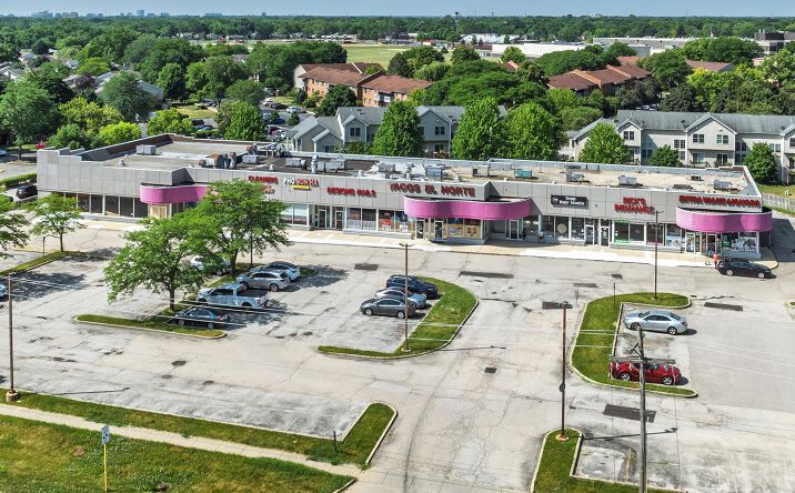 Pictures of Retail property located at 1300-1348 N Rand Rd, Arlington Heights, IL 60004 for lease - image #1