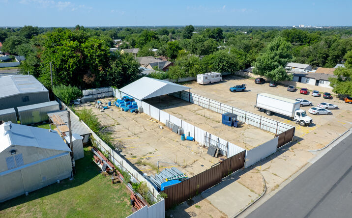 Pictures of Land property located at 832 SE 30th St, Oklahoma City, OK 73129 for lease - image #1