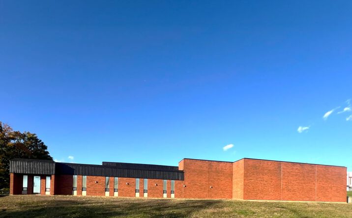 Pictures of Office, Industrial property located at 2331 Millpark Dr, Maryland Heights, MO 63043 for lease - image #1