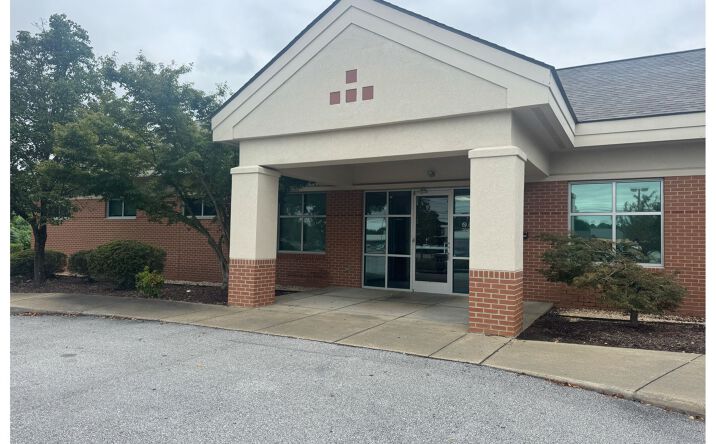 Pictures of Office property located at 1713 Hamric Dr E, Oxford, AL 36203 for lease - image #1