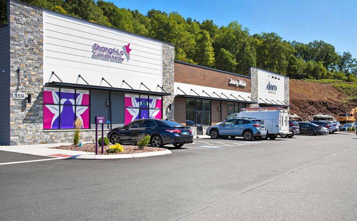Pictures of Retail property located at 359 New Britain Ave, Plainville, CT 06062 for lease - image #1