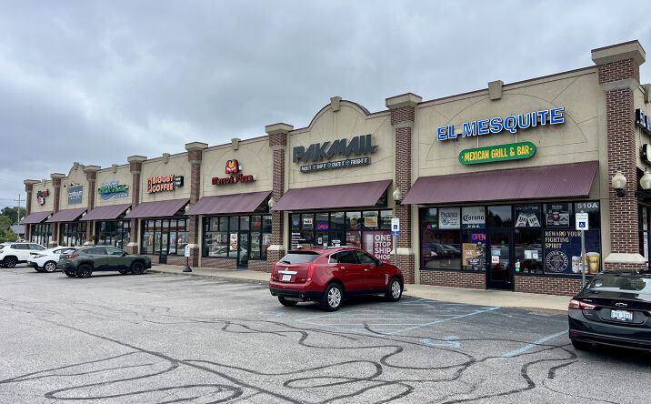 Pictures of Retail, Office property located at 510 W Savidge St, Spring Lake, MI 49456 for lease - image #1