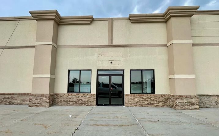 Pictures of Retail property located at 5012 3rd Ave, Kearney, NE 68845 for lease - image #1