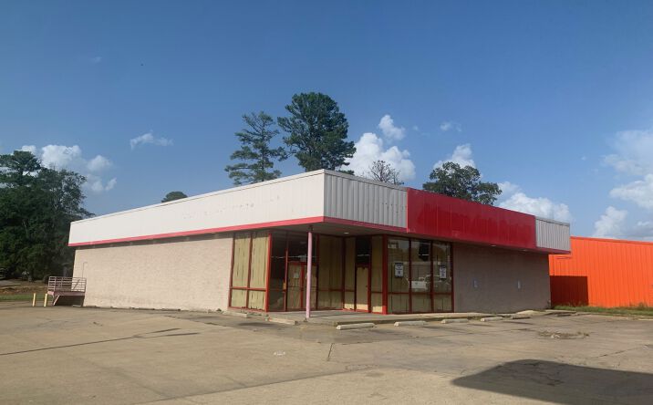 Pictures of Retail, Industrial property located at 1623 E Madison Ave, Bastrop, LA 71220 for lease - image #1