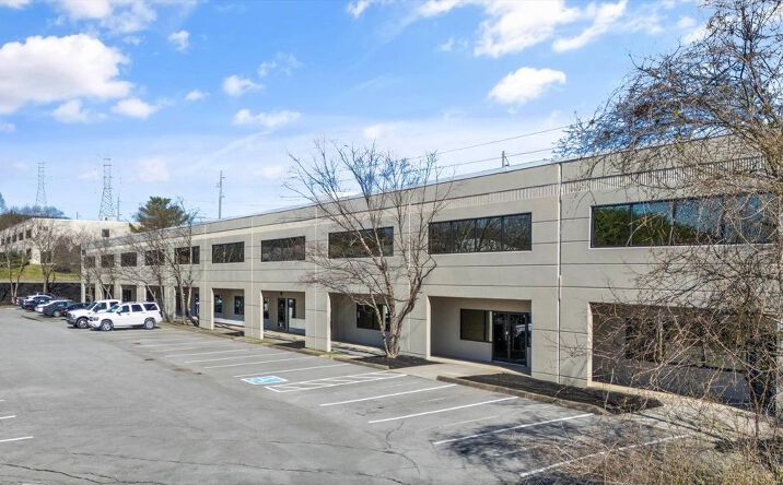 Pictures of Office, Industrial property located at 1820 Midpark Rd, Knoxville, TN 37921 for lease - image #1