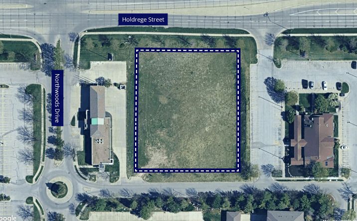 Pictures of Retail, Office property located at 8270 Northwoods Dr, Lincoln, NE 68505 for lease - image #1