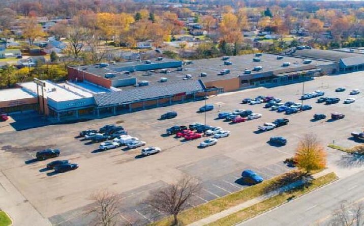 Pictures of Retail property located at 3040 Woodman Dr, Kettering, OH 45420 for lease - image #1