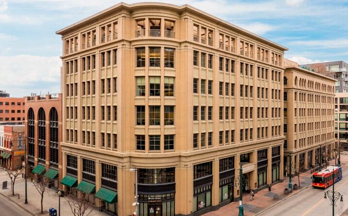 Pictures of Retail, Office, Restaurant property located at 1400 16th St Mall, Denver, CO 80202 for lease - image #1