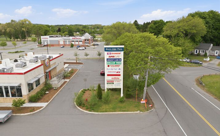 Pictures of Retail property located at 223 Lincoln Ave, Haverhill, MA 01830 for lease - image #1