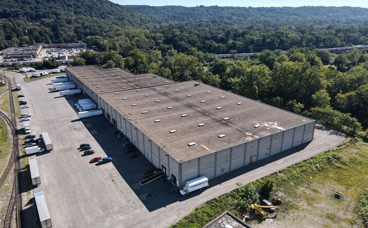 Pictures of Industrial property located at 866 Ave A, Leetsdale, PA 15056 for lease - image #1