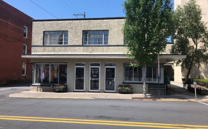 Pictures of Office property located at 7 S 7th St, Stroudsburg, PA 18360 for lease - image #1