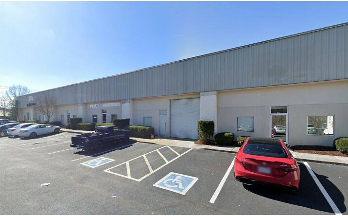Pictures of Retail, Office, Industrial property located at 627 American Glass Way, Knoxville, TN 37932 for lease - image #1