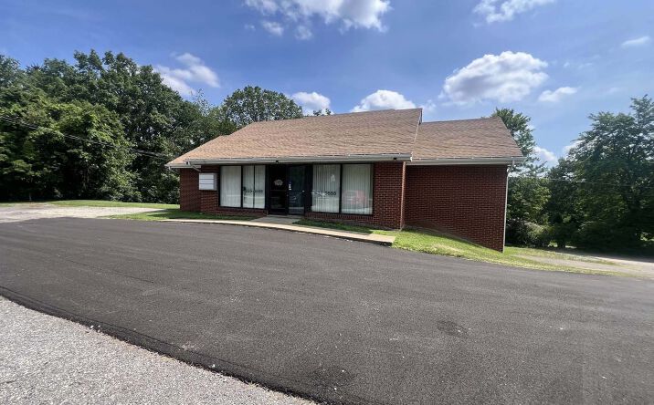 Pictures of Retail property located at 8200 Perry Hwy, Pittsburgh, PA 15237 for lease - image #1