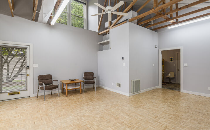 Pictures of Office, Restaurant, Special Purpose property located at 618 W Magnolia Ave, Louisville, KY 40208 for lease - image #1