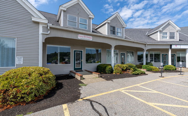 Pictures of Retail, Office property located at 102 bridge Road Unit: 1E Salisbury, MA, Salisbury, MA 01952 for lease - image #1