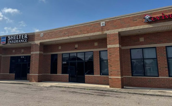Pictures of Retail, Restaurant property located at 3590 Fishinger Blvd, Hilliard, OH 43026 for lease - image #1