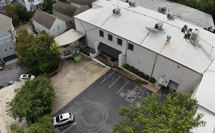 Pictures of Office, Retail property located at 1919 Piedmont Rd NE, Atlanta, GA 30324 for lease - image #1