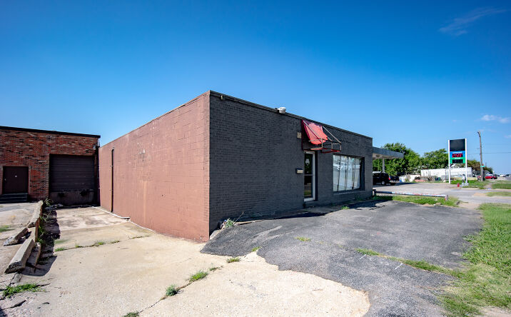 Pictures of Office, Industrial property located at 820 SE 29th St, Oklahoma City, OK 73129 for lease - image #1