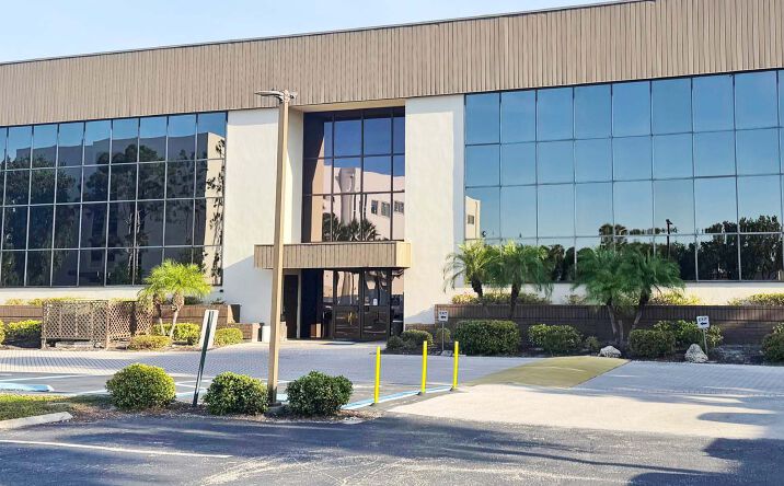 Pictures of Office property located at 8191 College Pkwy, Fort Myers, FL 33919 for lease - image #1