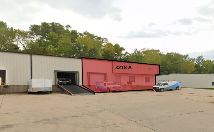 Pictures of Office, Industrial property located at 3218 Northbrook Dr, Sioux City, IA 51105 for lease - image #1