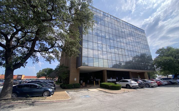Pictures of Office property located at 1925 E Belt Line Rd, Carrollton, TX 75006 for lease - image #1