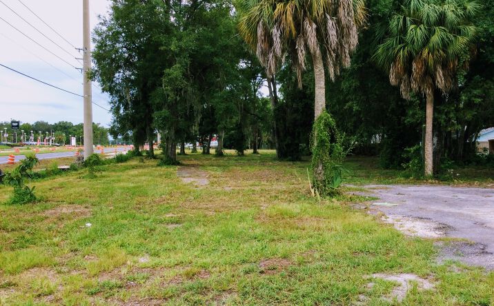 Pictures of Land property located at 8780 W Kingston Dr, Homosassa, FL 34448 for lease - image #1