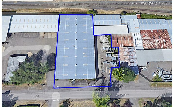 Pictures of Industrial property located at 304 C St, Phoenix, OR 97535 for lease - image #1