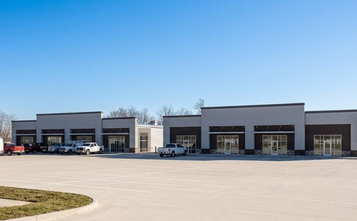 Pictures of Retail, Office property located at 14903-14901 U.S. 169, Smithville, MO 64089 for lease - image #1
