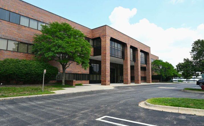 Pictures of Office property located at 24800 Denso Dr, Southfield, MI 48033 for lease - image #1