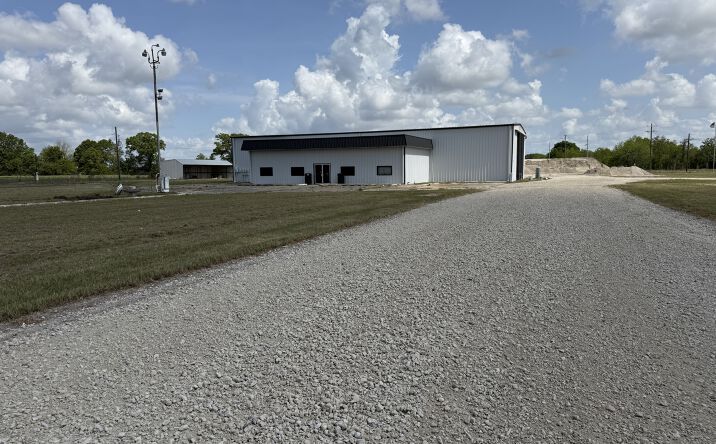 Pictures of Industrial property located at 1112 Hwy 90 E, New Iberia, LA 70560 for lease - image #1