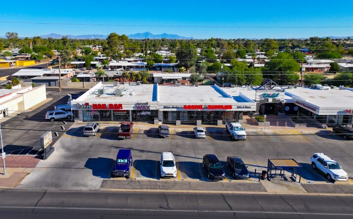 Pictures of Retail property located at 5602 - 5660 E Broadway Blvd, Tucson, AZ 85711 for lease - image #1