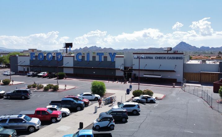 Pictures of Retail property located at 2814-2980 S. 6th Avenue, Tucson, AZ 85713 for lease - image #1