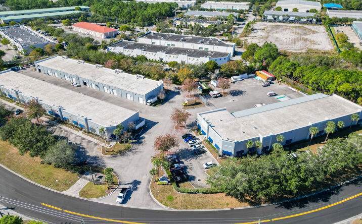 Pictures of Industrial property located at 660-664 NW Enterprise Dr, Port St. Lucie, FL 34986 for lease - image #1