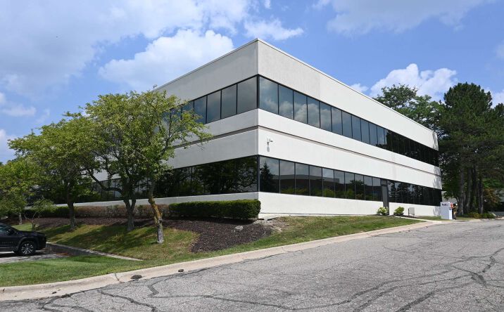 Pictures of Office property located at 35055 W 12 Mile Rd, Farmington Hills, MI 48331 for lease - image #1