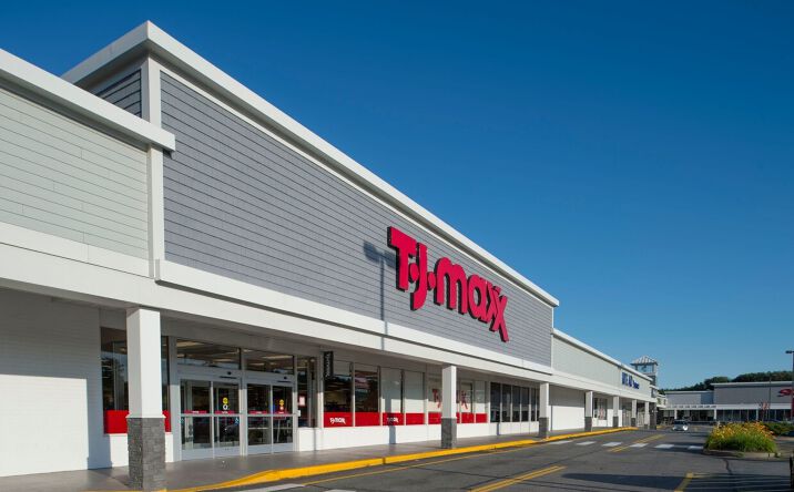 Pictures of Retail property located at 624 W Main St, Norwich, CT 06360 for lease - image #1