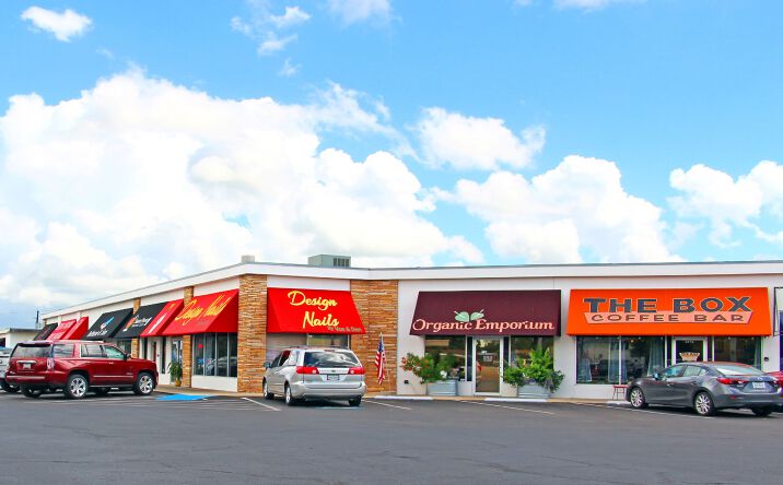 Pictures of Retail property located at 2804 N Laurent St, Victoria, TX 77901 for lease - image #1