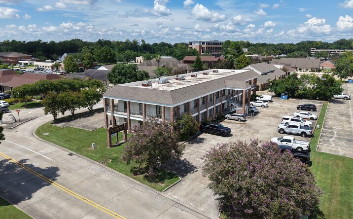 Pictures of Office property located at 7423 Picardy Ave, Baton Rouge, LA 70808 for lease - image #1