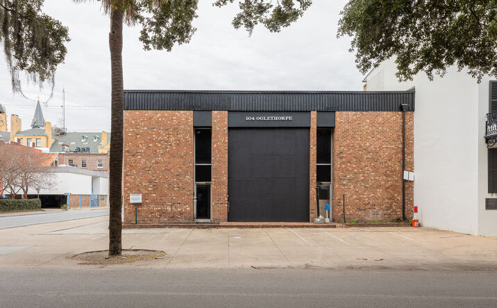 Pictures of Retail, Office, Restaurant property located at 104 E Oglethorpe Ave, Savannah, GA 31401 for lease - image #1